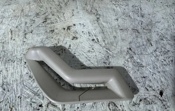 Volvo XC90 Seat belt trim 13550