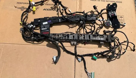 Chrysler Pacifica Wiring harness 68401173AB
