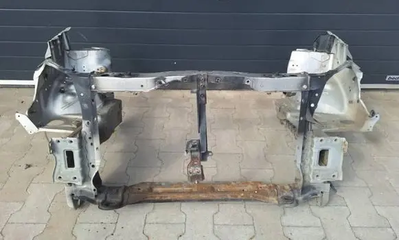 Toyota Corolla Verso AR10 Radiator support slam panel