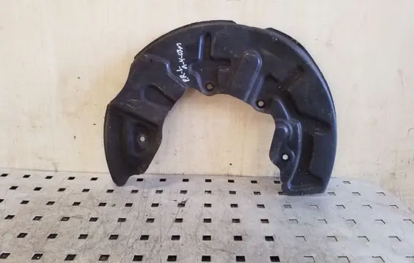 Audi A4 S4 B7 8E 8H Front brake disc dust cover plate 