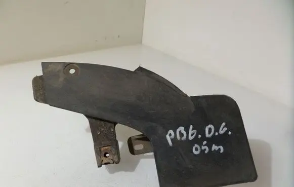 Volkswagen PASSAT B6 Rear mudguard 3C0854856