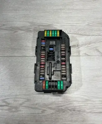 BMW 4 F36 Gran coupe Fuse box set 9389068 19549000001 25092018