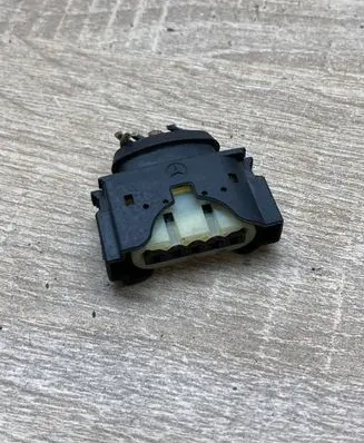 Mercedes-Benz E W211 Headlight/headlamp wiring loom/harness 2205454628