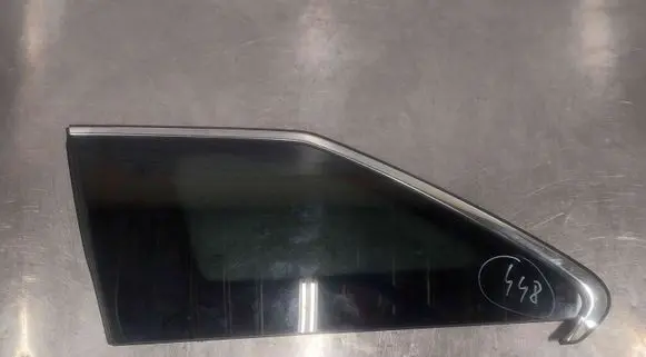 Toyota Sienna XL40 IV Rear side window DOT376