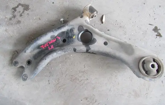 Hyundai Tucson TL Front lower control arm/wishbone