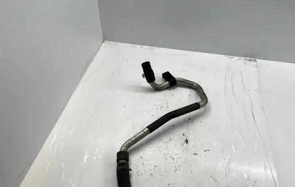 Volkswagen Touareg II Engine coolant pipe/hose 7P0819858B