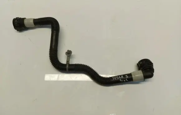 Tesla Model 3 Engine coolant pipe/hose 129594-00-B