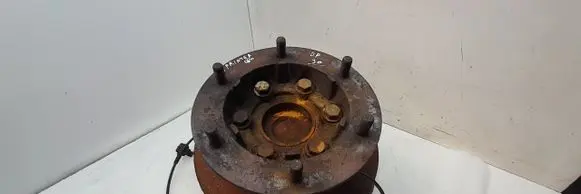Mercedes-Benz Sprinter W906 Front wheel hub