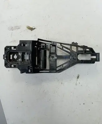 Chrysler Pacifica Front door exterior handle/bracket 68230679AF 46861000