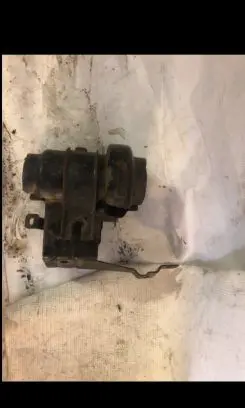 Renault Captur Fuel filter housing 164195474R