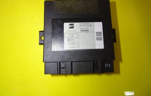 Seat Ibiza II (6k) Comfort/convenience module 6K0962258A 5WK46921