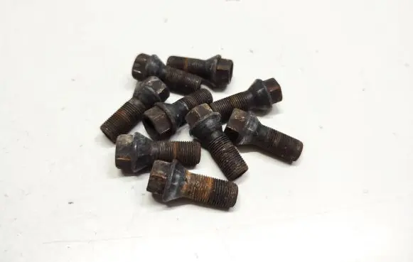 BMW i3 Nuts/bolts 