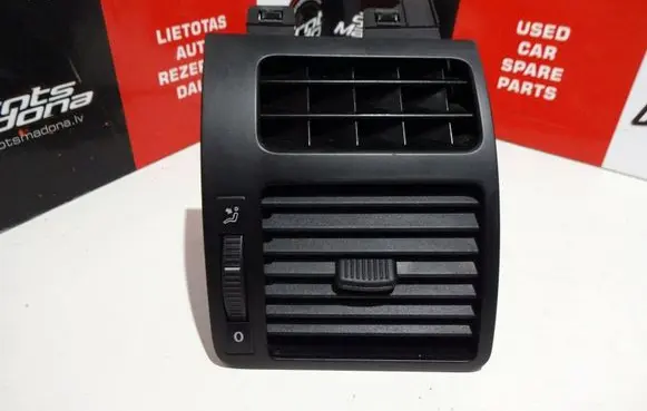 Volkswagen Touran I Dashboard side air vent grill/cover trim 1T0819704B