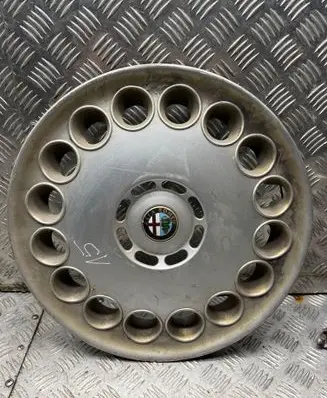 Alfa Romeo 159 R15 wheel hub/cap/trim 60614531