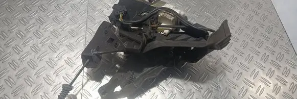 Mercedes-Benz ML W164 Front door lock A1647230114 99401610