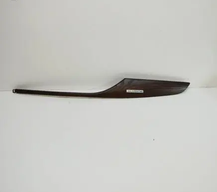 Dashboard glove box trim