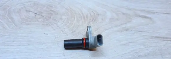 Ford Explorer VI Camshaft position sensor BL3112K073BB