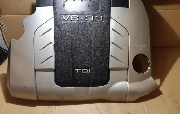 Audi A8 S8 D3 4E Engine cover (trim)