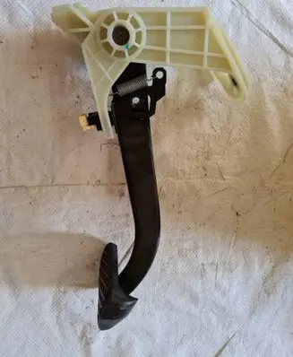 BMW 3 F30 F35 F31 Brake pedal 6860647