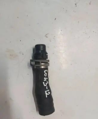 Volvo V60 Engine coolant pipe/hose 31338172