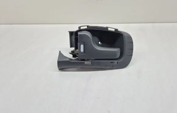 Mercedes-Benz Vito Viano W638 Front door interior handle A6387660778
