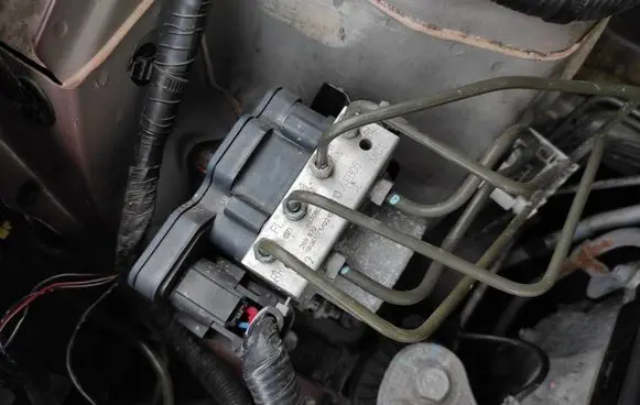 Mitsubishi Space Star ABS Pump 4670B229