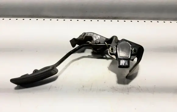 Toyota Corolla Verso E121 Accelerator throttle pedal