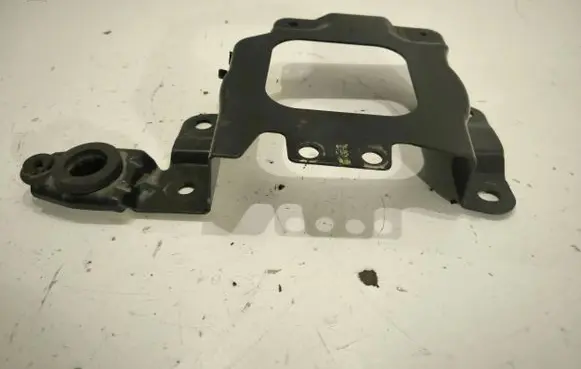 Volvo V50 Battery bracket 95BB9B929AA