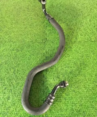 BMW M5 Oil cooling pipe 2282911