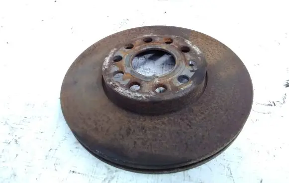 Volkswagen Beetle A5 Front brake disc