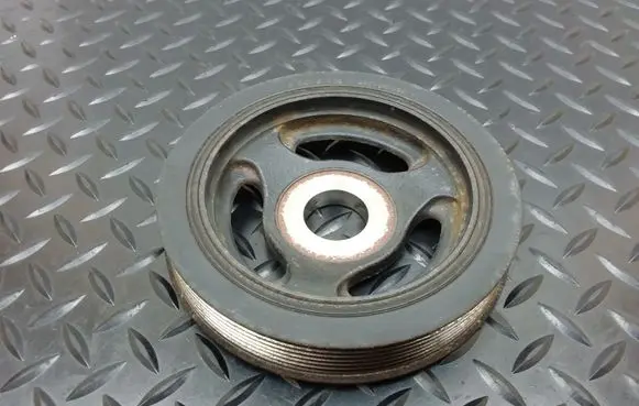 Citroen DS4 Crankshaft pulley 9654961080