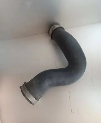 Audi Q7 4L Intercooler hose/pipe 7L6145738A 2340801S
