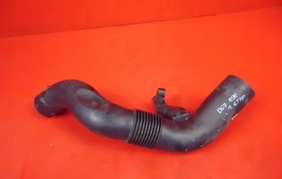 Citroen DS7 Crossback Intercooler hose/pipe 9820908580