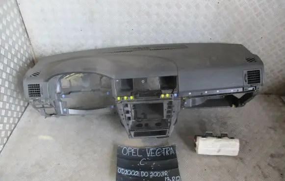 Opel Vectra C Dashboard