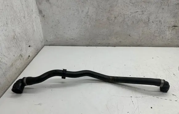 BMW 3 F30 F35 F31 Engine coolant pipe/hose 7624676