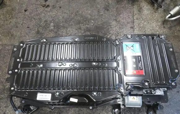 Ford Mondeo MK V Hybrid / electric car battery HG98-10B759-CA