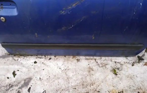 Nissan Micra Front door trim (molding) 
