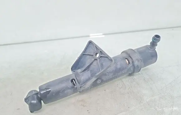 Mercedes-Benz R W251 Headlight washer spray nozzle 2518600647