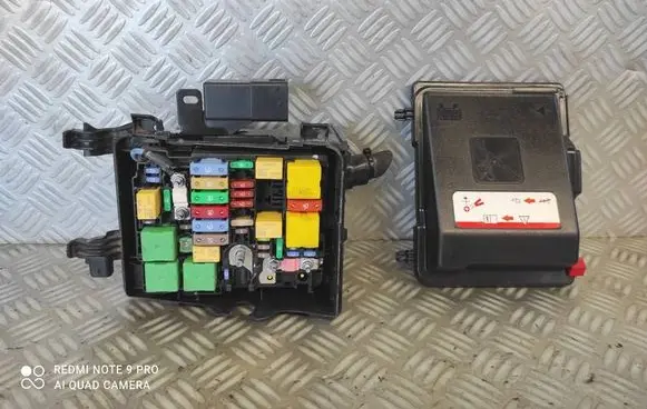 Fuse box set