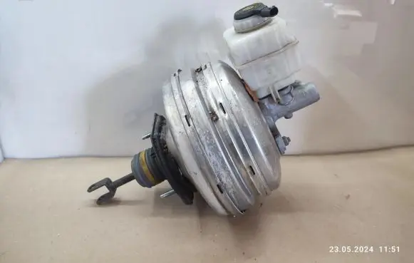 BMW 5 GT F07 Brake booster