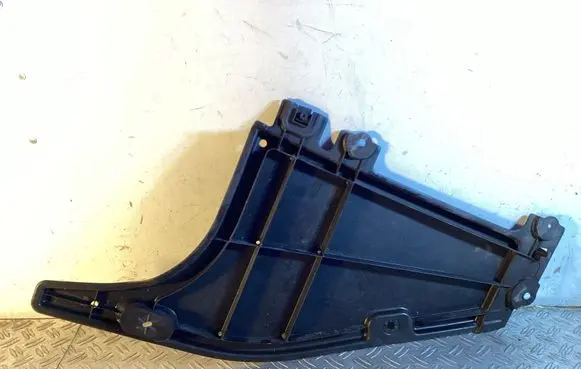 Toyota RAV 4 (XA50) Center/middle under tray cover 5816742010