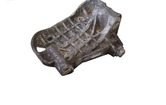 Audi Q7 4L Generator/alternator bracket 059903143Q