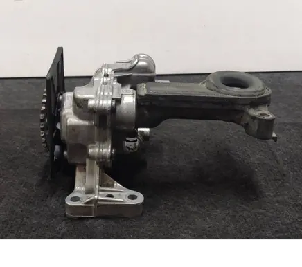 Volvo XC90 Oil pump 31452517AA