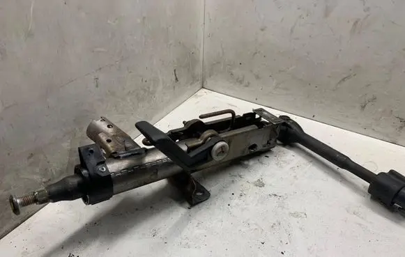 Renault Trafic II (X83) Steering wheel axle 8200271345