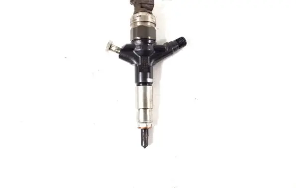 Subaru Legacy Fuel injector 16613AA030