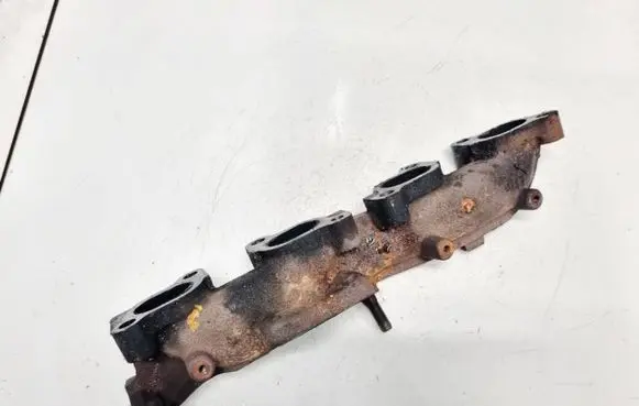 Mazda 6 Exhaust manifold