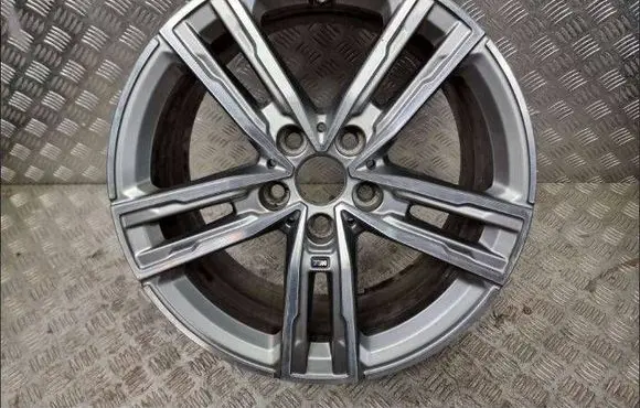 BMW 1 F40 R17 alloy rim 8053523