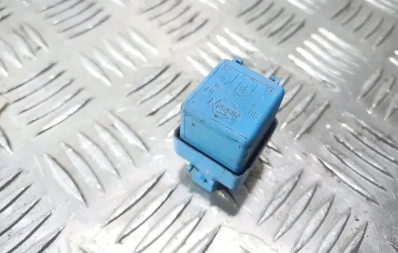 Nissan Primera Other relay 252309F900 4RA940010