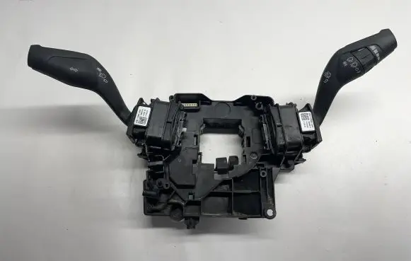 Ford Mustang VI Indicator stalk EQ9T14B522