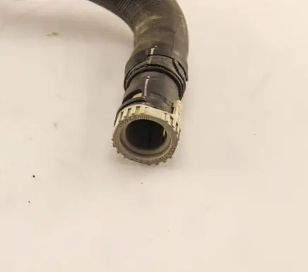 Ford Kuga II Engine coolant pipe/hose